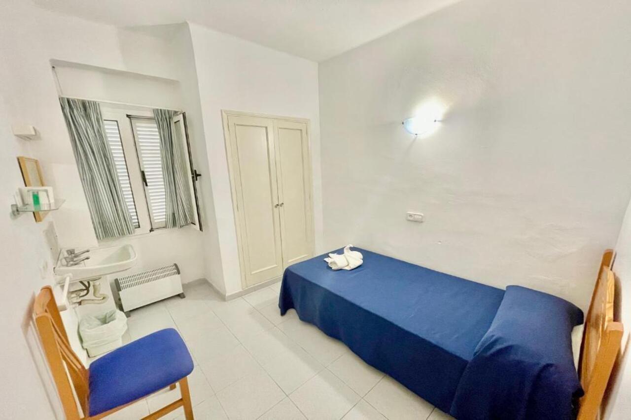 Hostal Vista Alegre ポルト・ダルクディア エクステリア 写真